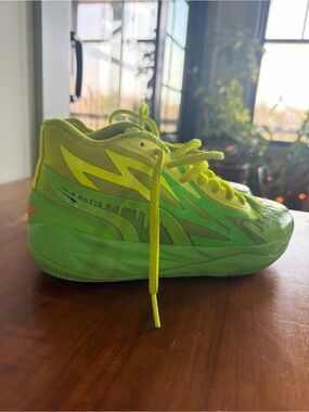 Puma MB.01 Melo Slime Green Basketball Shoes Sz 5.5Y